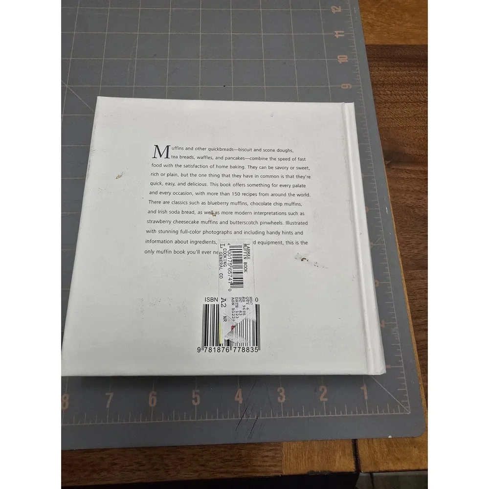 The Muffin Book -The Only Muffin  Book‎ You Will Ever Need! Hardcover - Like New